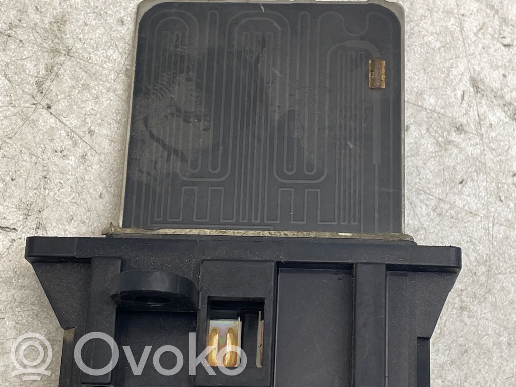 Nissan Qashqai+2 Heater blower motor/fan resistor 