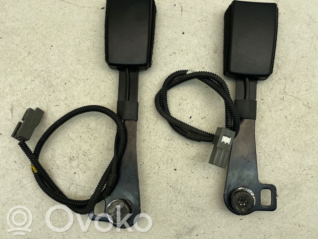 KIA Ceed Hebilla del cinturón delantero 