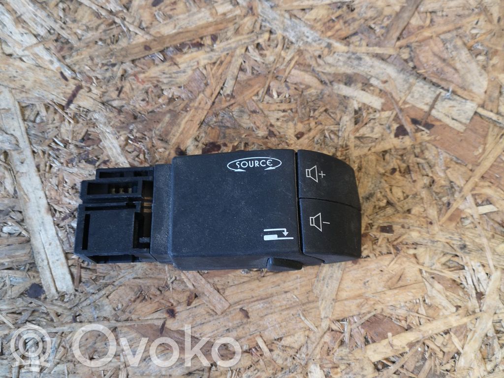 Renault Trafic II (X83) Multifunctional control switch/knob 