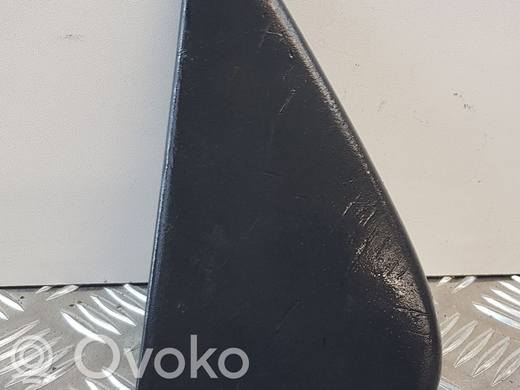 Iveco Daily 35 - 40.10 Veidrodėlio plastikinė apdaila 