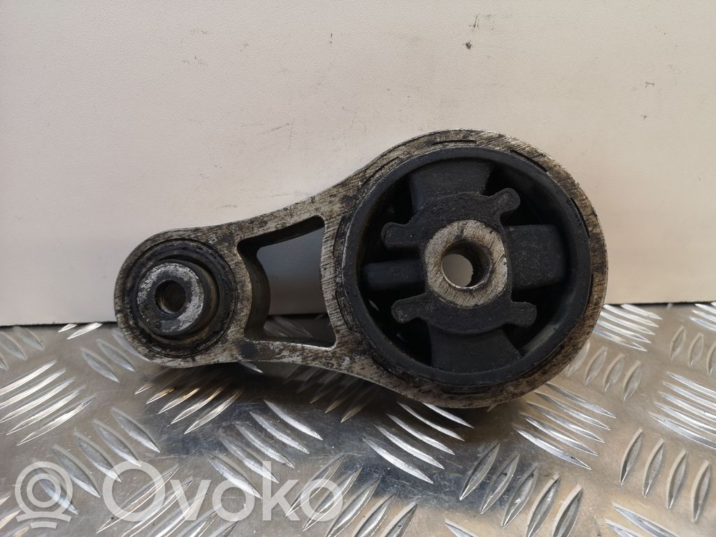 Engine mount bracket   NOCODE