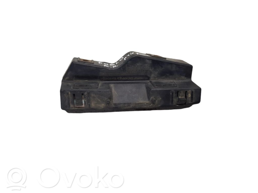 Fiat Doblo Etupuskurin kannake 
