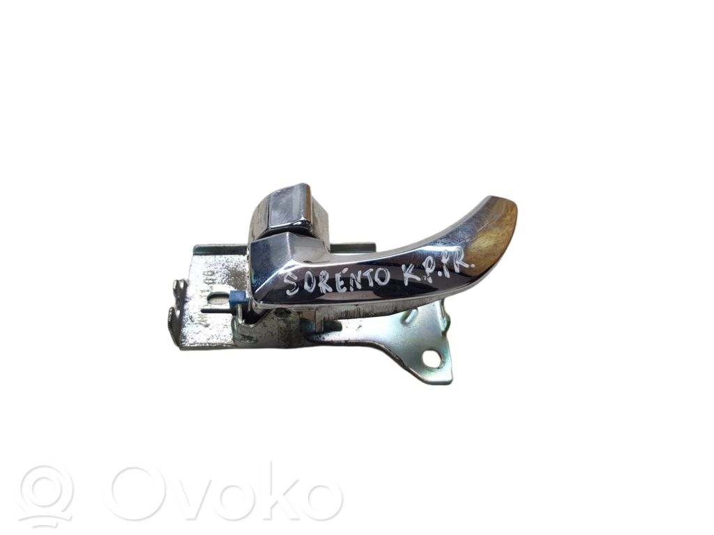 KIA Sorento Front door interior handle 