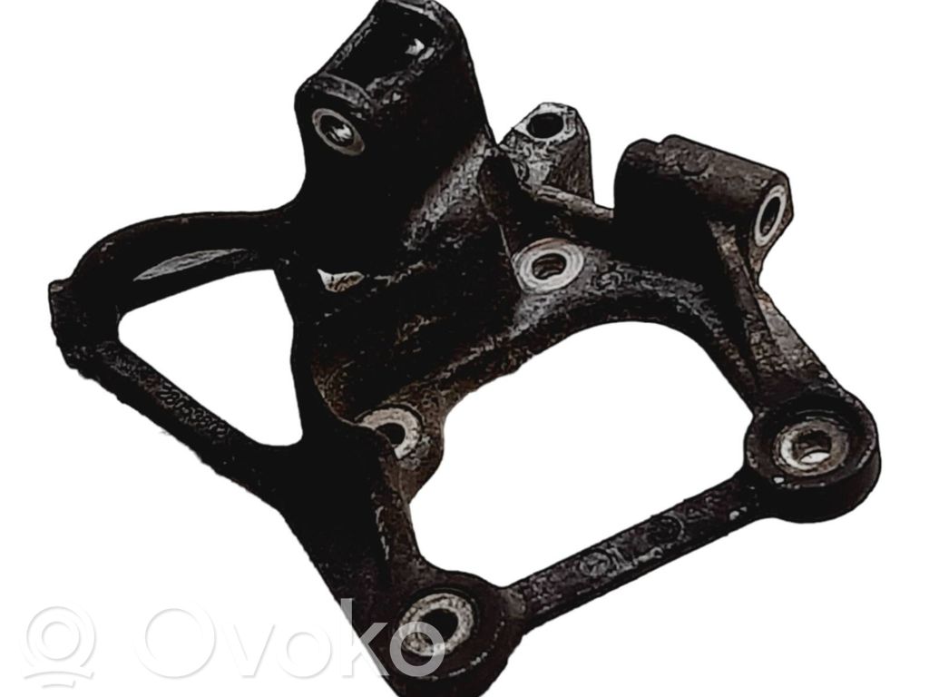 Peugeot Partner Engine mounting bracket 
