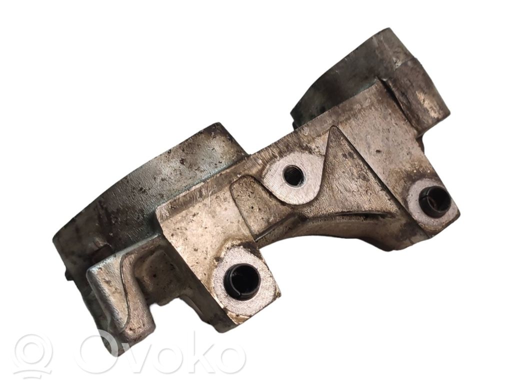 Peugeot Partner Engine mounting bracket 