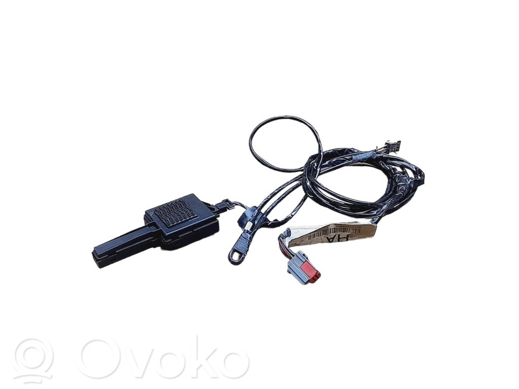 Ford Transit Aerial antenna amplifier 