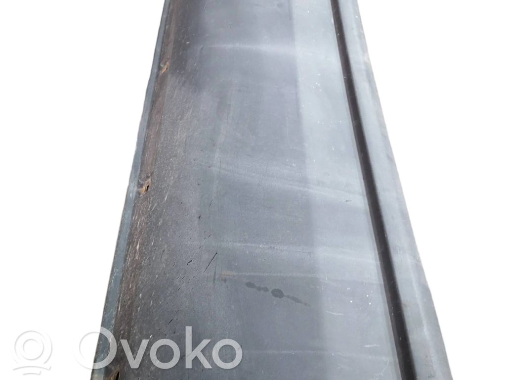 Iveco Daily 35 - 40.10 Listwa tylnego błotnika 
