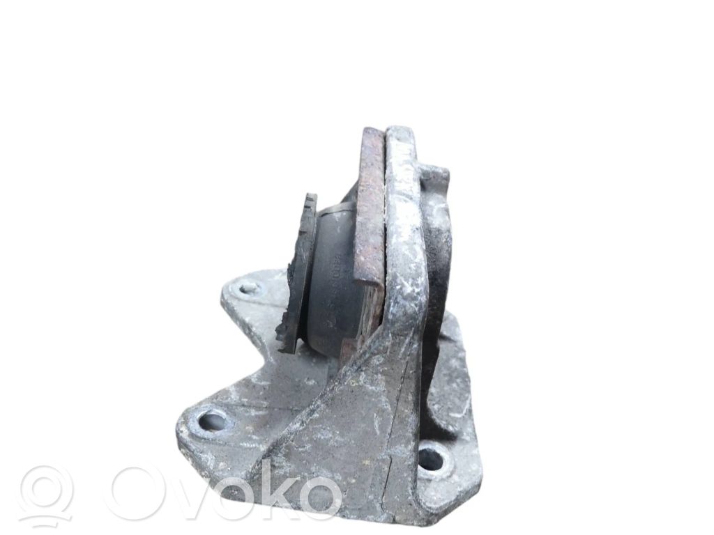 Renault Master II Gearbox mount 