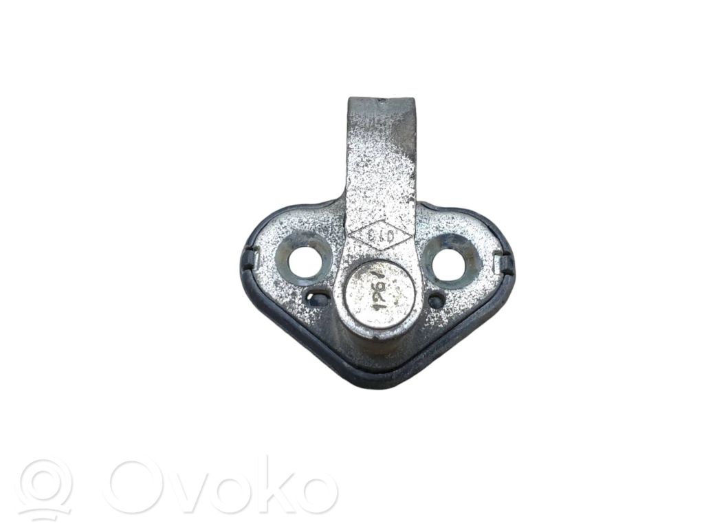 Iveco Daily 35 - 40.10 Front door lock loop/hook striker 