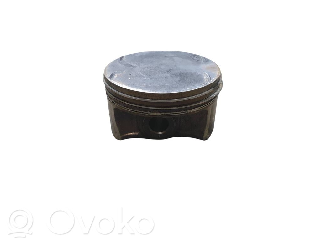 BMW 3 E46 Piston 