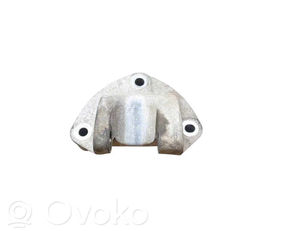 Engine mounting bracket   8200675217