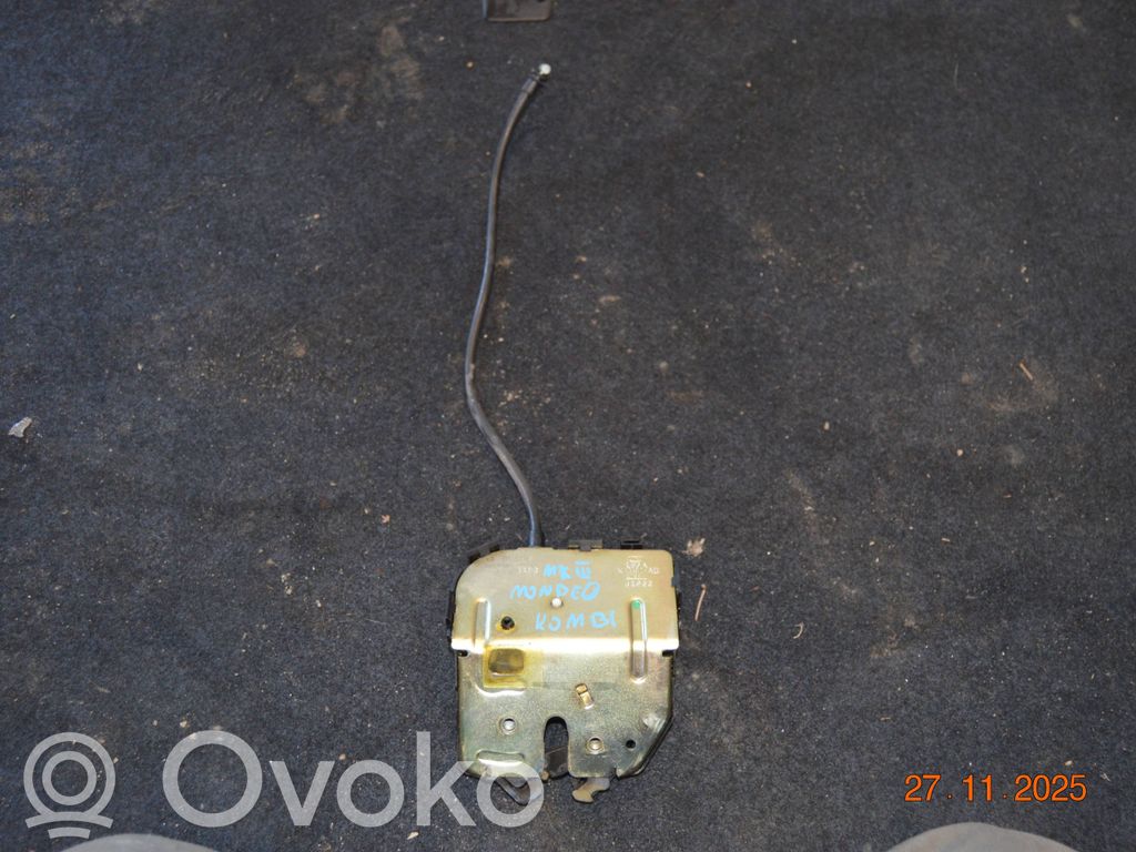 Ford Mondeo Mk III Aizmugurējā pārsega slēdzene 