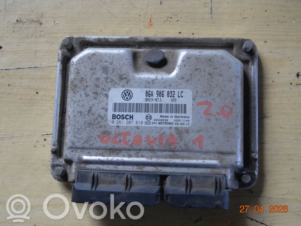Skoda Octavia Mk1 (1U) Centralina/modulo motore ECU 