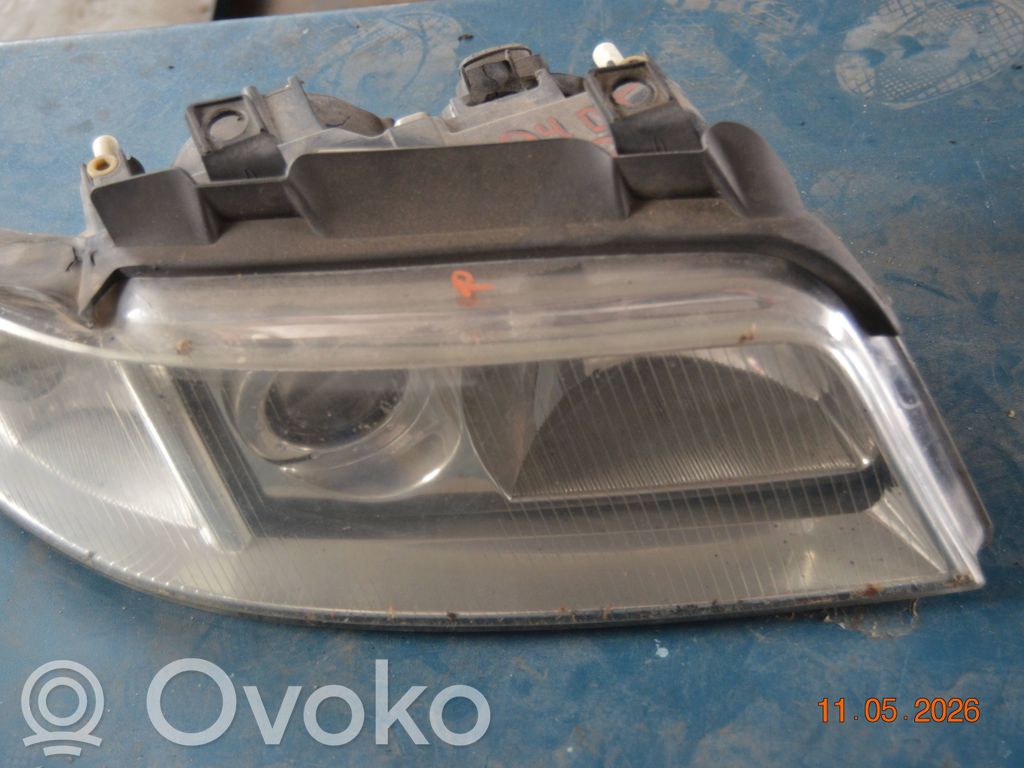 Audi A4 S4 B5 8D Scheinwerfer 