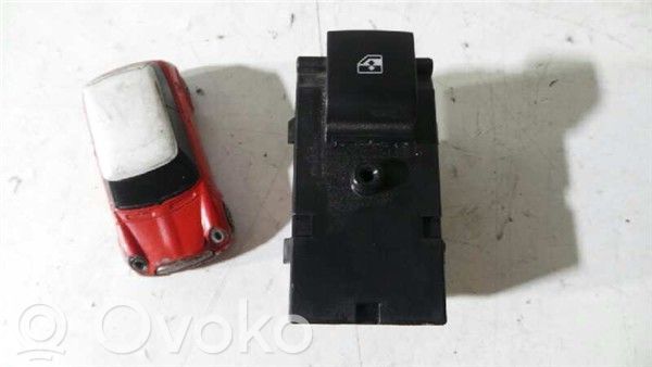 Chevrolet Cruze Electric window control switch 