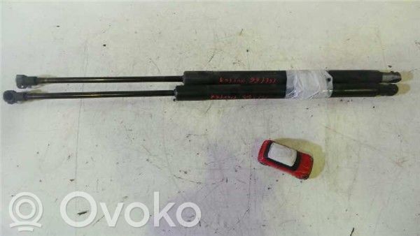 Audi A3 S3 8P Опора задней крышки 