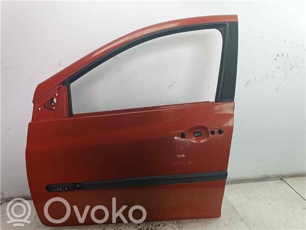 Renault Clio III Puerta delantera 