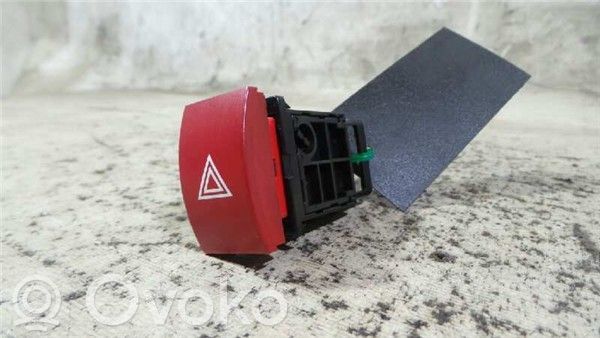 KIA Picanto Botón interruptor de luz de peligro 