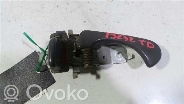Mitsubishi L200 Внутренняя ручка 