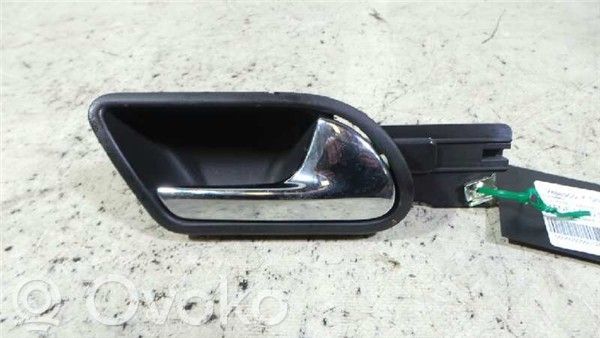 Volkswagen Golf V Front door interior handle 