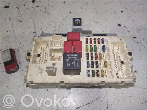 Módulo de fusible   46797609,501208530080