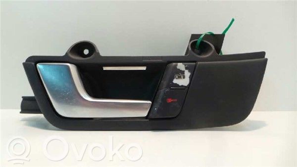 Audi A4 S4 B5 8D Front door interior handle 