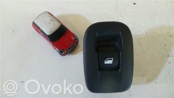 Peugeot 2008 I Elektrinių langų jungtukas 