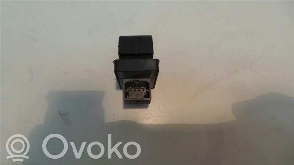 Audi A4 S4 B5 8D Electric window control switch 