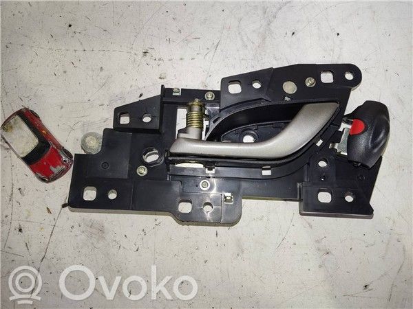 Manecilla interna puerta trasera   N22A2