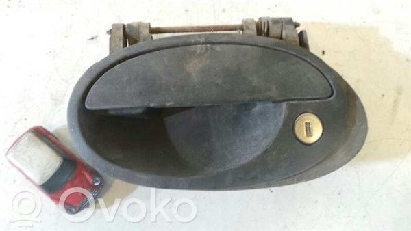 Opel Combo C Takaoven ulkokahva 