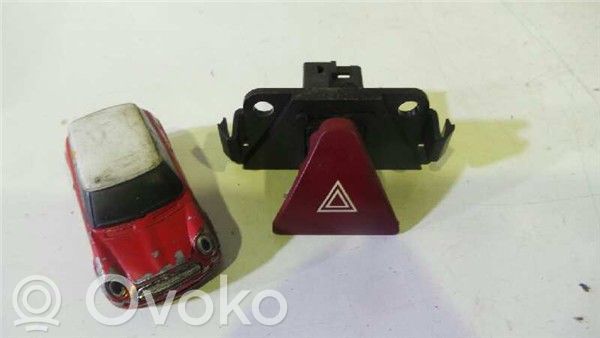 Peugeot 307 Hazard light switch 
