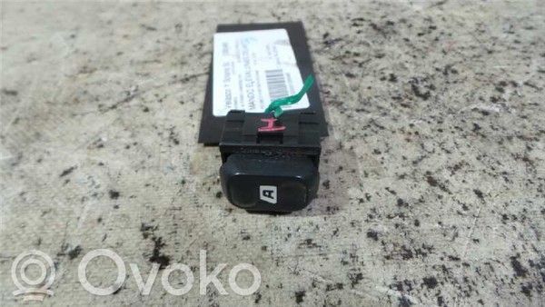 Peugeot Partner Interruptor del elevalunas eléctrico 