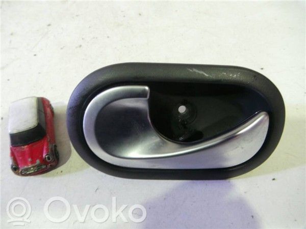 Renault Modus Manecilla interna puerta trasera 