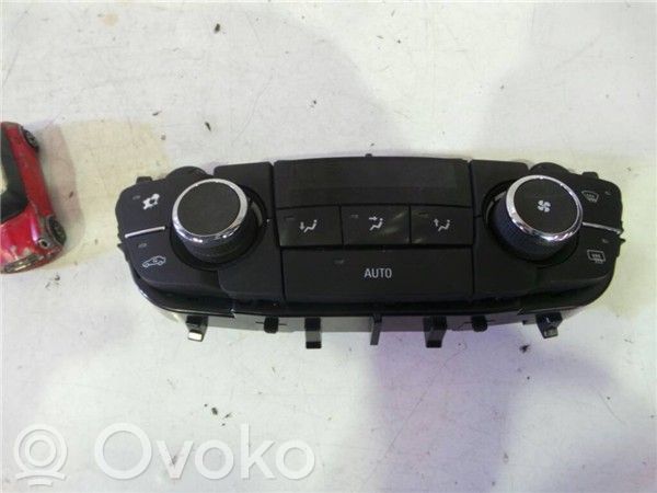 Interruptor del aire acondicionado (A/C)   A20DT,13273095