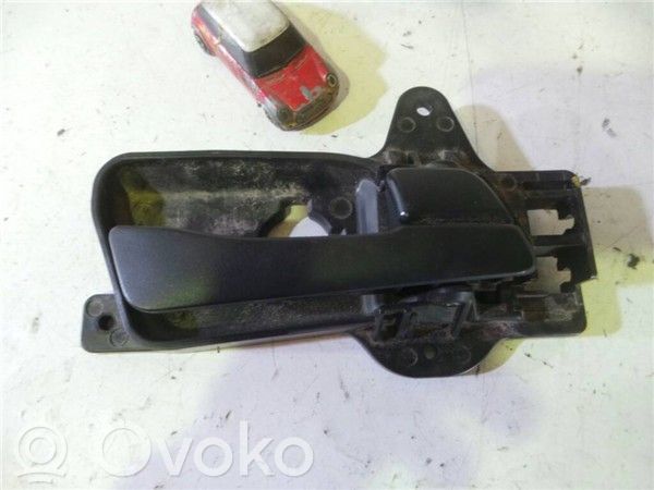 Hyundai i30 Galinė atidarymo rankenėlė vidinė 