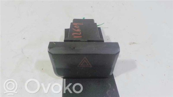 Hyundai Accent Hazard light switch 