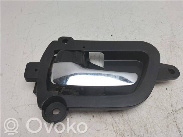 Mitsubishi Outlander Front door interior handle 