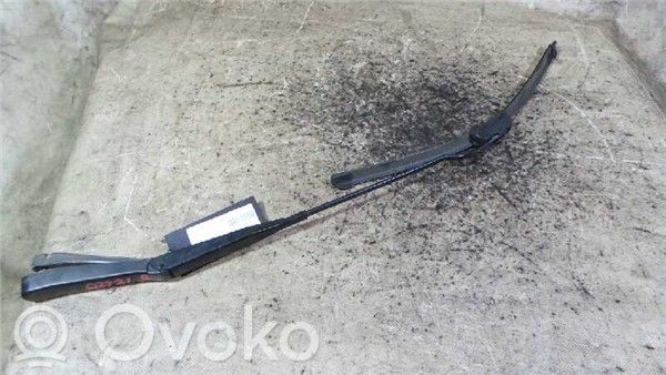 Opel Astra G Priekinio stiklo valytuvų kojelė 