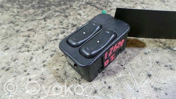 Opel Astra G Elektrinių langų jungtukas 