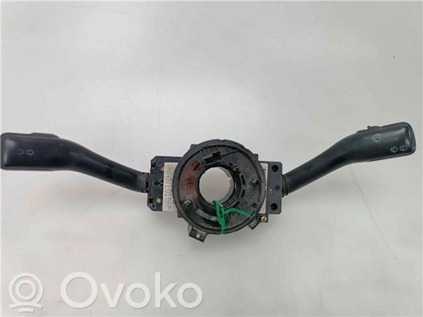 Multifunctional control switch/knob   8L0953513
