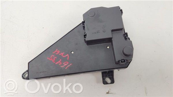 Saugiklių blokas   N53B30A,9138830