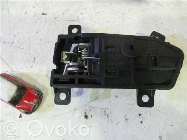 KIA Sportage Внутренняя ручка 