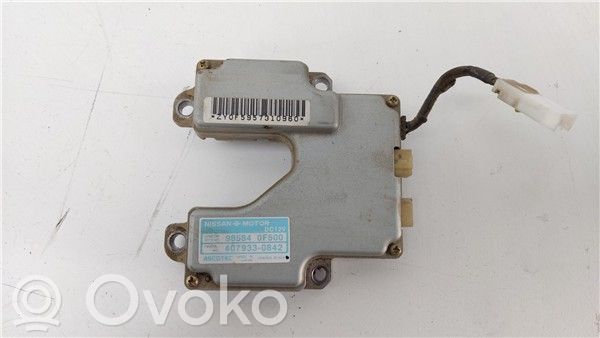 Nissan Terrano Module de contrôle airbag 