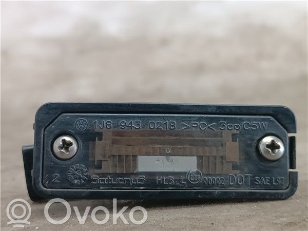 Volkswagen Golf V Numura zīmes apgaismojums 