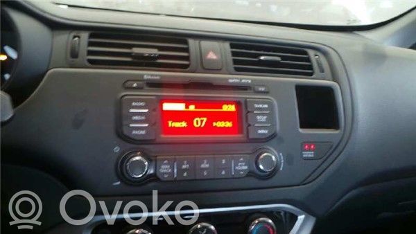 GPS navigation control unit/module   AM11IHEE