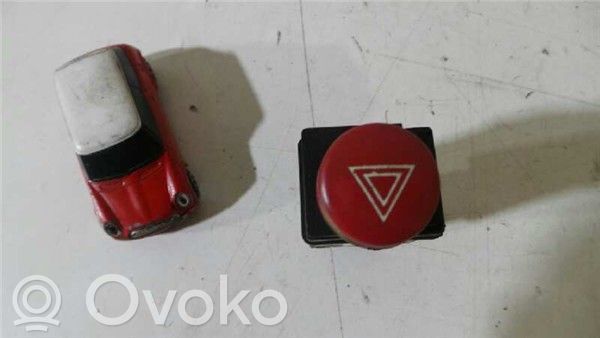 Seat Cordoba (6L) Avarinių žibintų jungtukas 