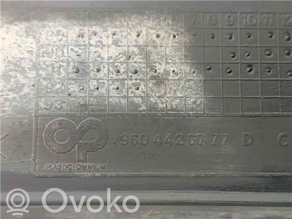 Citroen AX Moldura de la aleta trasera 