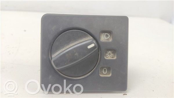 Interruptor de luz   T8A