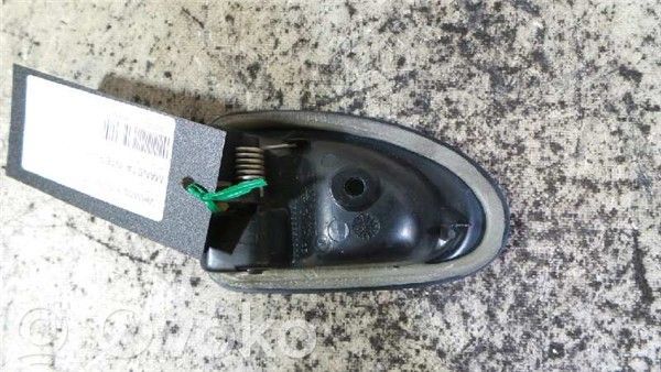 Renault Megane I Manecilla interna puerta trasera 