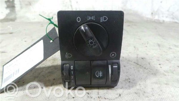 Light switch   Y17DT